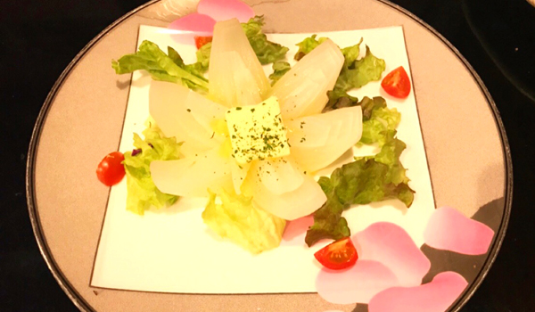 蒸し玉ねぎのバターソテー