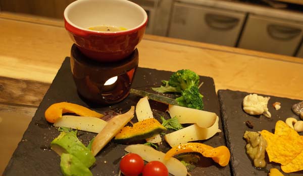 温野菜のバーニャカウダソース／1,200円