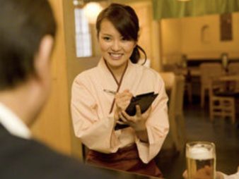 お客様の心を掴むのは笑顔じゃない!?人気店員の条件とは