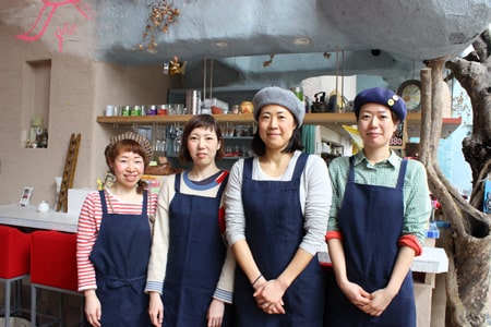 【大学生必見】夏はバイトデビュー!関西で注目の飲食店求人おすすめ10選!