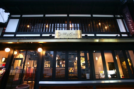 【大学生必見】夏はバイトデビュー!関西で注目の飲食店求人おすすめ10選!