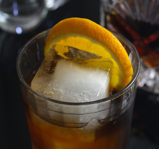 50mlを30分で飲む?ブランデーで極上のリラックスを!