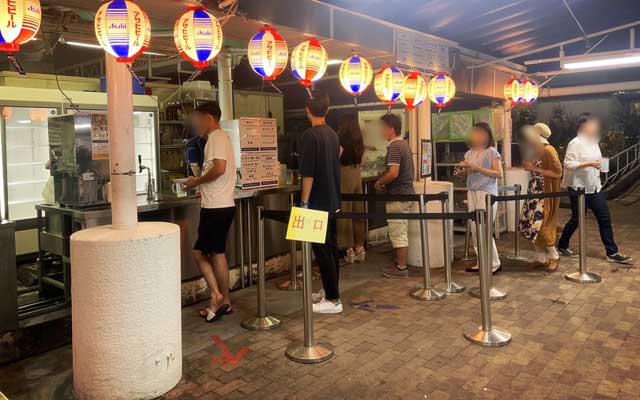 アルコールはグラス交換制で注文にいこう!