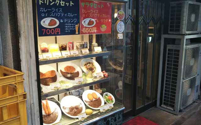 実食!阪急・梅田駅前でグルメライターが選ぶ人気ランチ8選