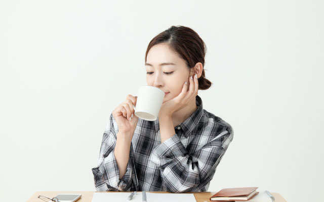 ひとりの時間を楽しもう！自由気ままに食べ飲み歩くお一人様の美学