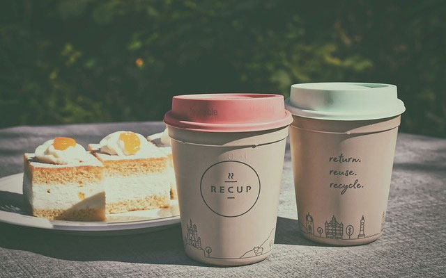 飲食業界で進み始めるプラスチック廃止運動に注目