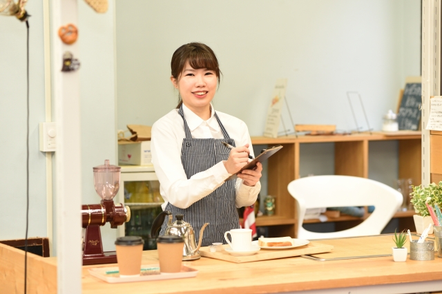 主婦の1位は、居酒屋・レストラン(ランチ時間)