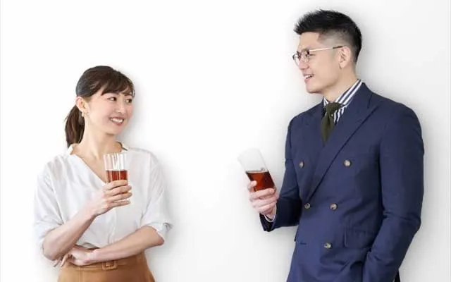 男性の61.3%、女性の50.5%は職場恋愛に興味あり