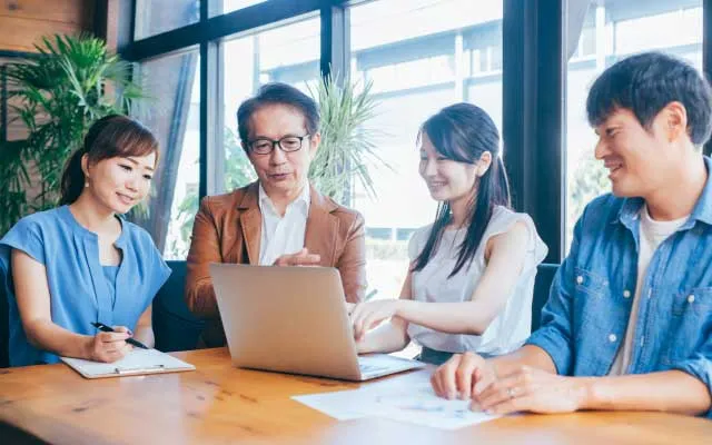職場で好意がバレたくない人のための対処法