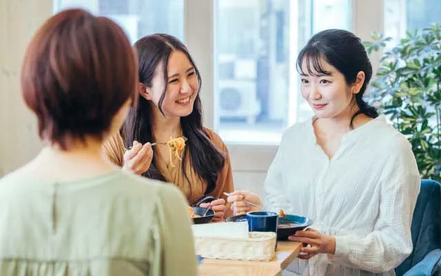 女ばかりの職場で気をつけること(あなたが女性の場合)