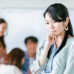 職場の人間関係・孤立のススメ｜疲れない＆気にしない働き方・考え方