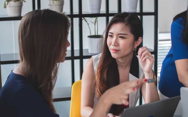 疲れる職場・合わない人間関係のストレス深刻度&とるべき行動をチェック！
