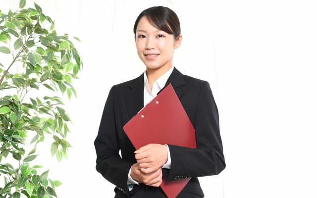 楽な仕事を狙うなら、今とるべき資格ランキング｜将来性や難易度も紹介